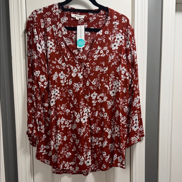 Monday Fun Tops - Monday Fun size xl new with tags from stitch fix blouse